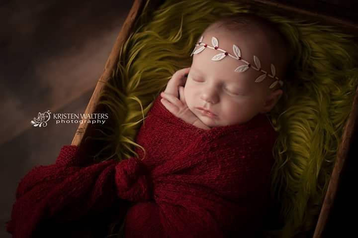 Lilly Leaf Wrap - Chic Crystals