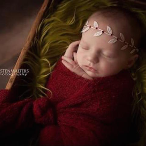 Lilly Leaf Wrap - Chic Crystals